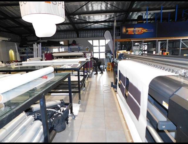 640M² WORKSHOP FOR SALE IN KENSINGTON B